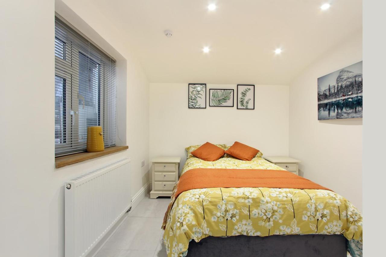 Splendid Flat In Kensington Olympia Apartment ลอนดอน ภายนอก รูปภาพ