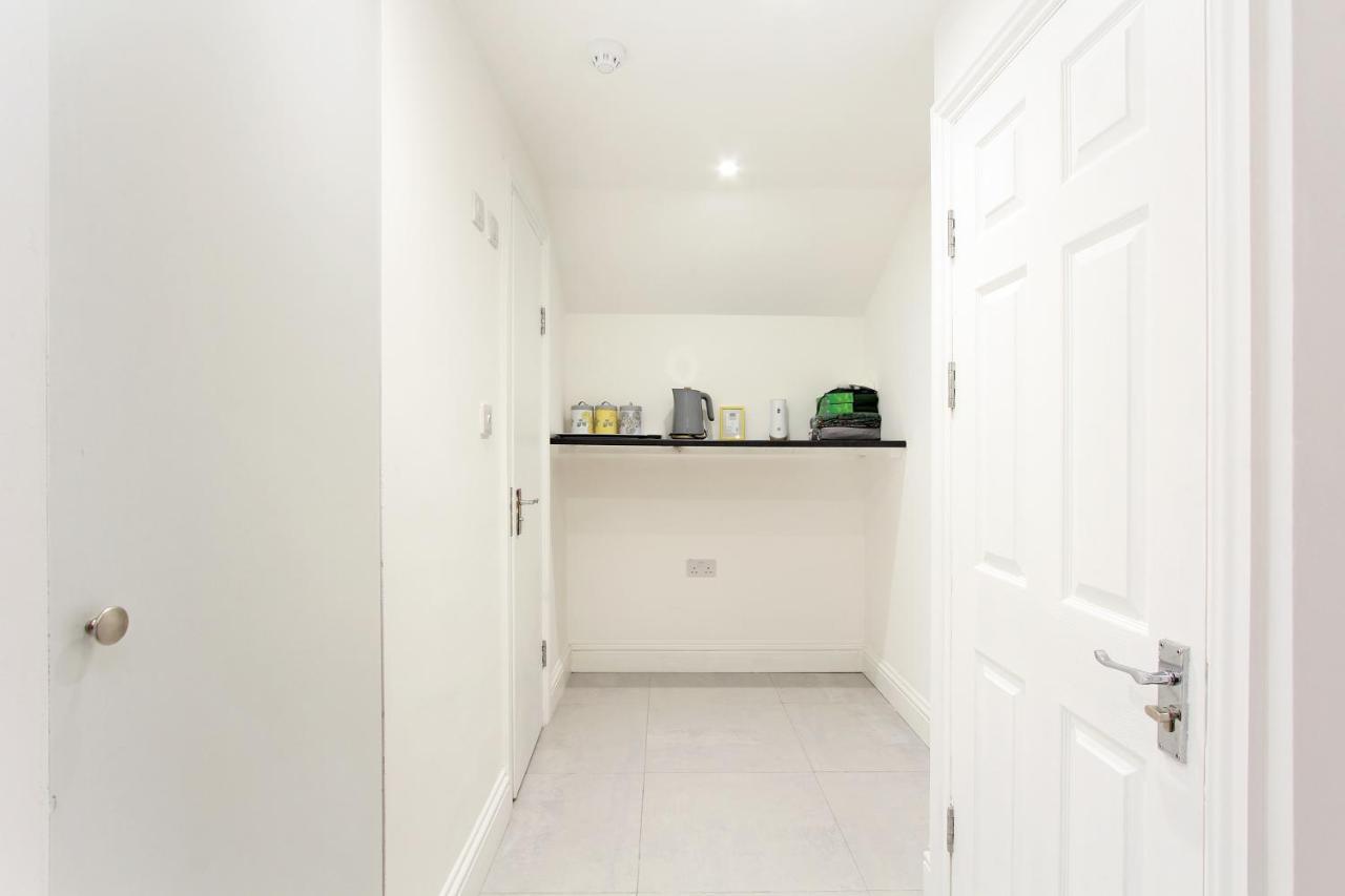 Splendid Flat In Kensington Olympia Apartment ลอนดอน ภายนอก รูปภาพ