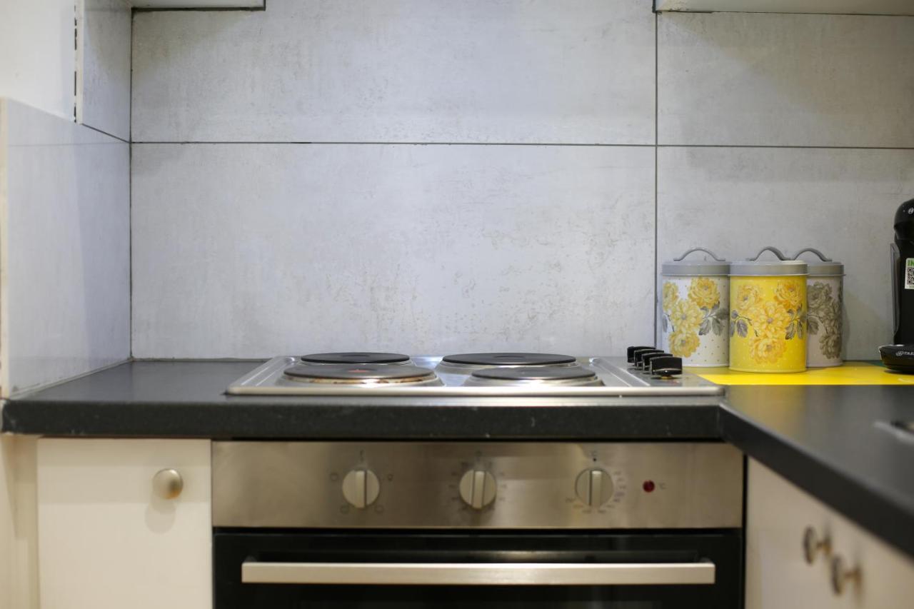 Splendid Flat In Kensington Olympia Apartment ลอนดอน ภายนอก รูปภาพ